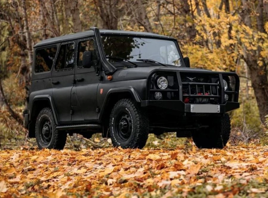 سيارة دفع رباعي UAZ-315195-500-00 (نموذج الذكرى)