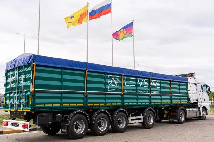 Grain Transport Semi-Trailer "Levsars