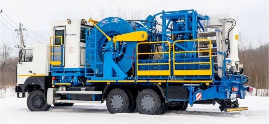 تركيب أنابيب مرنة UNT1 لعمليات النفط