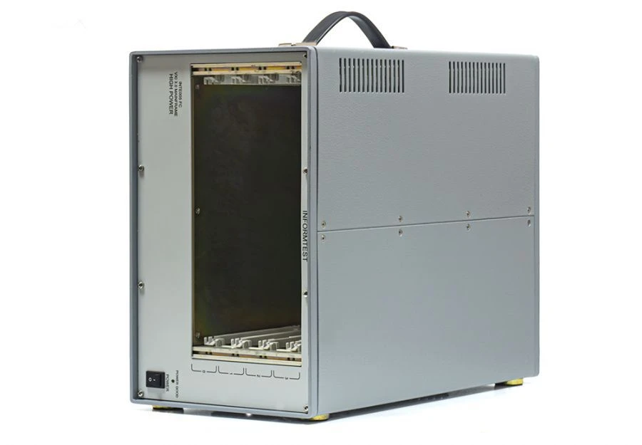 هيكل VXI بأربعة فتحات لنظم القياس