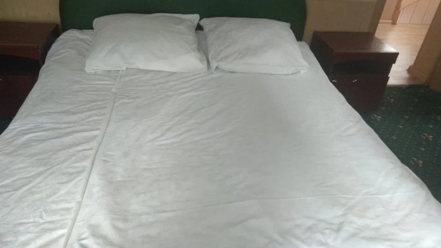 Complete Bedding Set with 140 g/m² Fabric Density