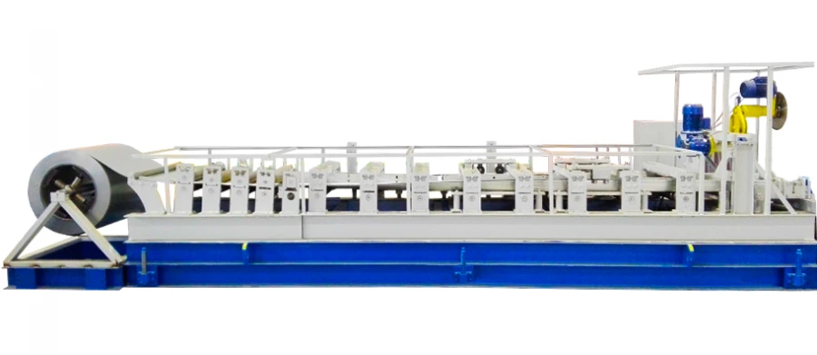 معدات متنقلة لإنتاج الألواح الساندويتش "سفيرا-SSP-100