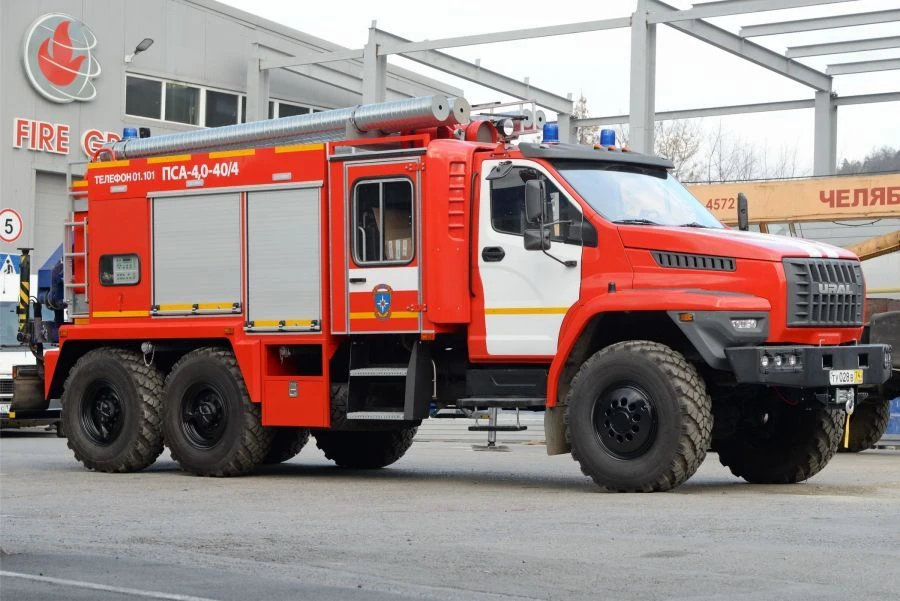 Firefighting and Rescue Vehicle PSA-4, Type 5881S, Modification 5881S4