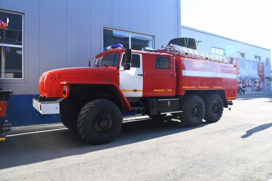 Fire Tanker for Emergency Response, Model 58813A