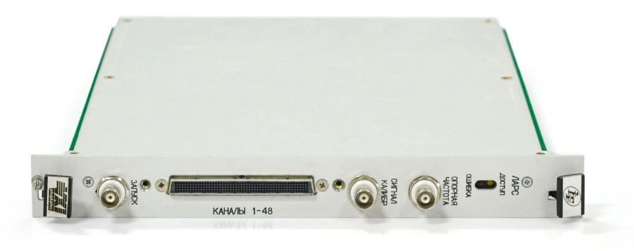 محلل المنطق لارس - وحدة التحكم بمعيار VXI