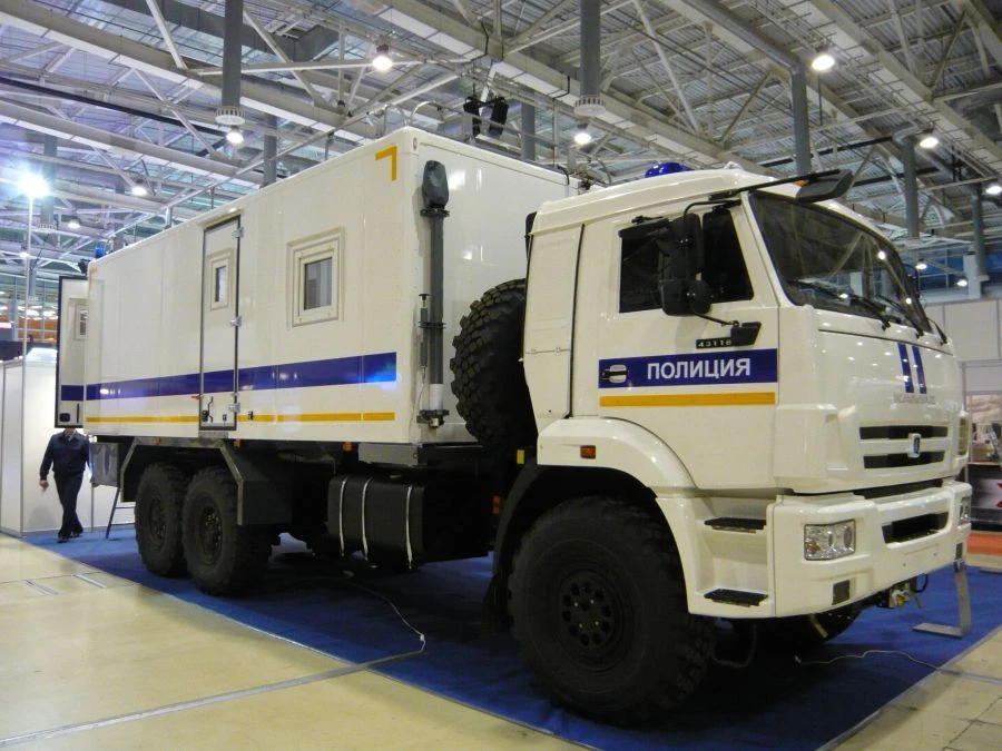 Mobile Communication Unit Model 5027A1 Based on KamAZ 43118