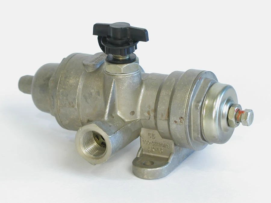 Automatic Pressure Regulator for Pneumatic Brake System - 100-3512010