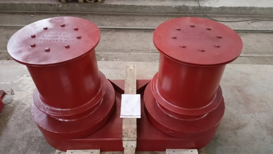 Rotating Pin Bitts for Mooring and Towing OST 5.2180