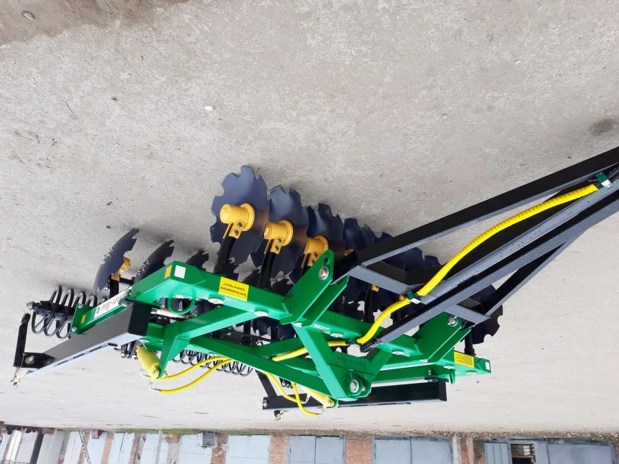 2.7m Trailer Disc Harrow with Roller - Model 2.7x2p