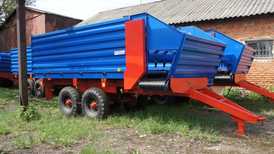 Tractor-mounted Feed Dispensing Semi-Trailer PRKT-10-02