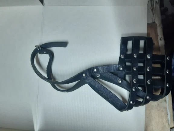 Universal Natural Leather Muzzle for Medium Dogs TУ 8789-035-08830505-2010