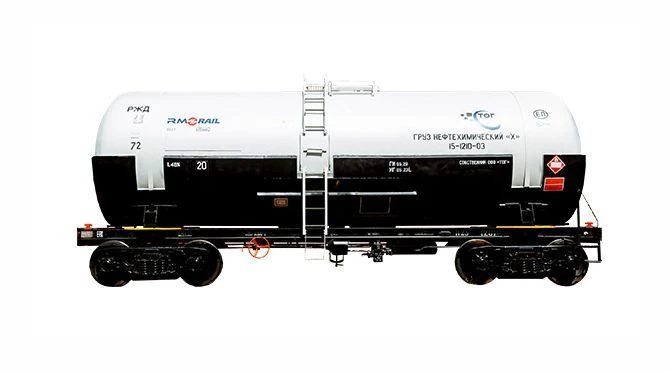 Chemical Tank Car for Oil Products with 23.5 Tons Load Capacity Model 15-1210-03