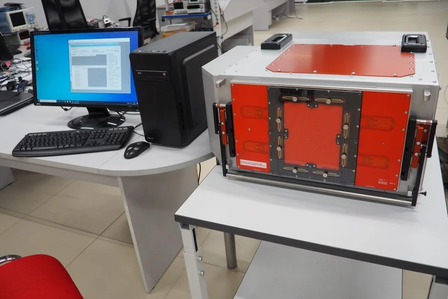 مقياس قياس لمكونات الميكروإلكترونيات FT-17DT-256