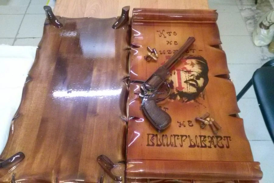 Carved Backgammon Set with Overlay Figure 30*60*12 Execution 2