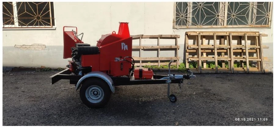 Mobile Wood Chipper Mobi-200 for Tree Waste Processing