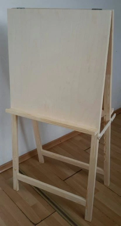 Double-Sided Easel for Drawing