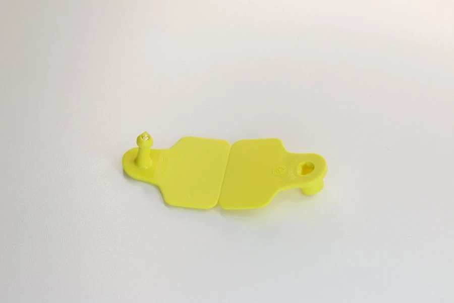 Visual Ear Tags "SILFLEX CT47x42 (M)" for Livestock Identification