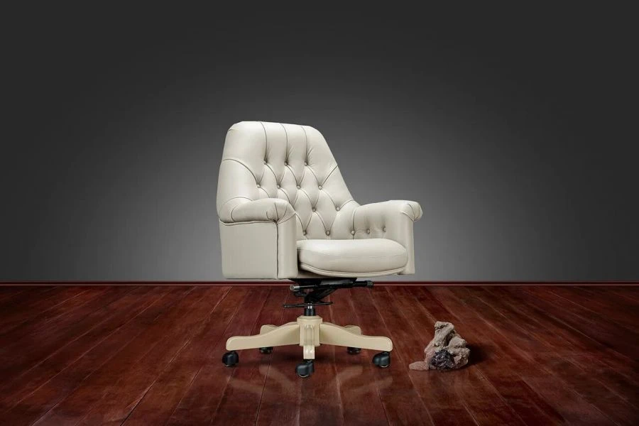 Low Back Bourgeois Chair M