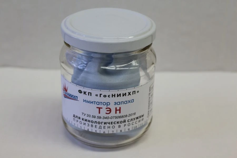 محاكي رائحة المواد المتفجرة لتدريب الكلاب - تيترا نيترو إريثريتول (ت.ن)