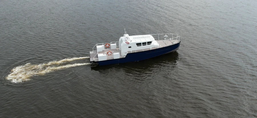 قارب ألومنيوم كـ.س-951