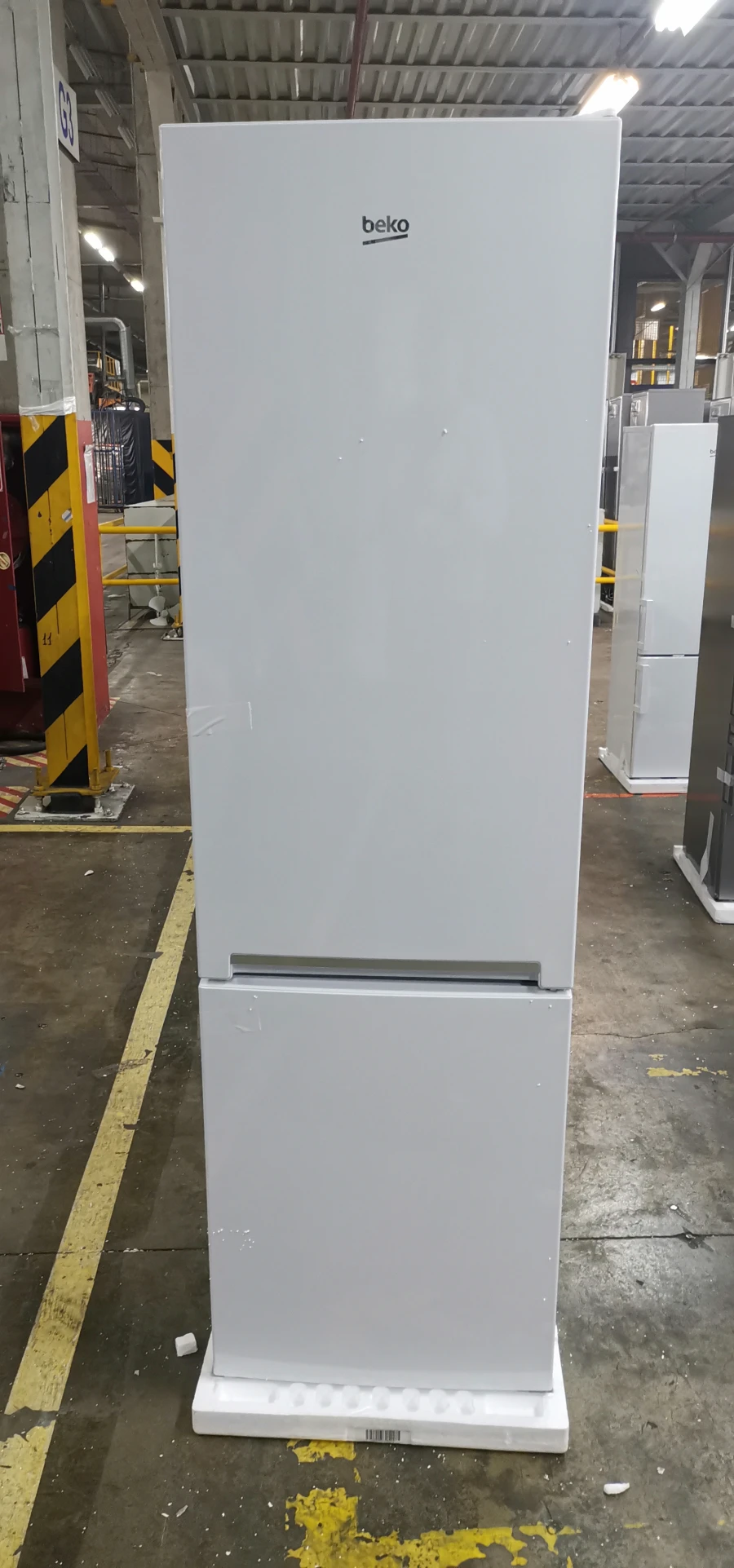 CNKR5356E20SB Refrigerator with Separate Doors
