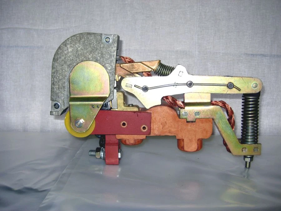 كونتاكتور ك.ر-8أ-1 عالي الجهد