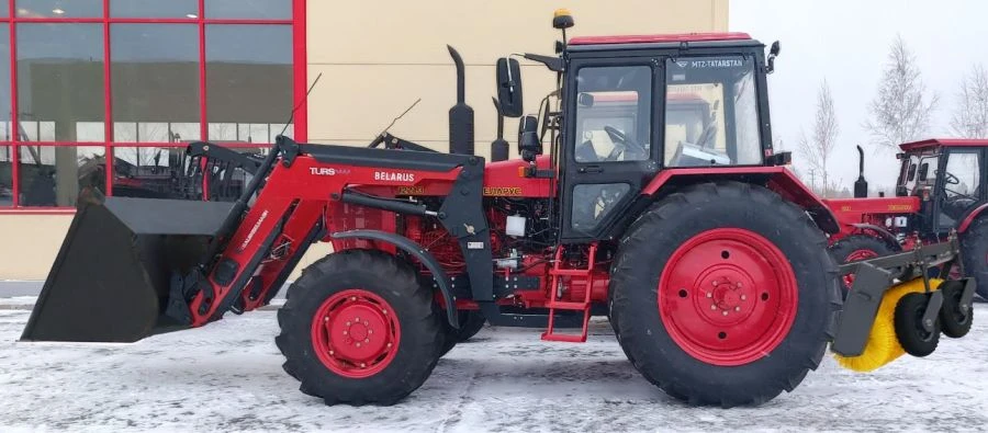 UDKM-9 Road and Utility Machine on Belarus 1221.3 Tractor with Attachments