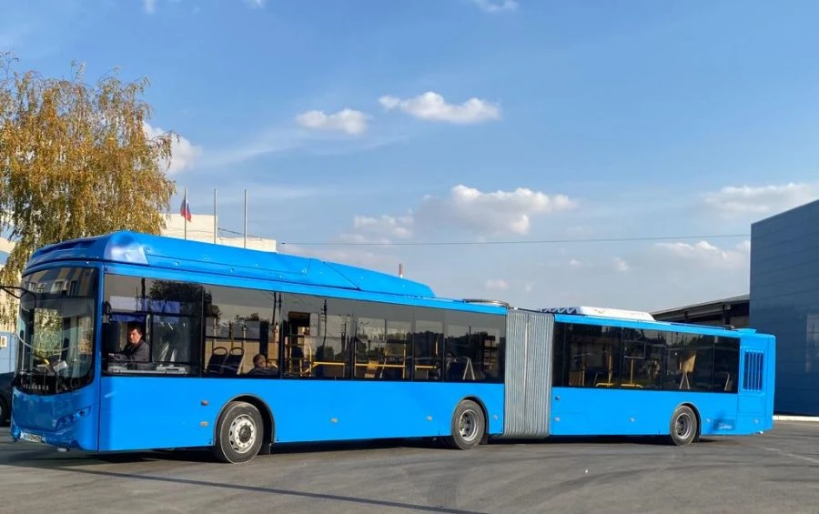 Low-Floor Urban Bus VOLGABUS 6271G2 with Gas Engine