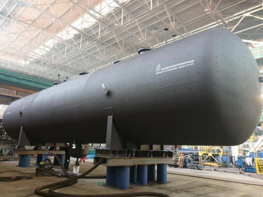 خزانات تخزين تحت الأرض للنفط والوقود