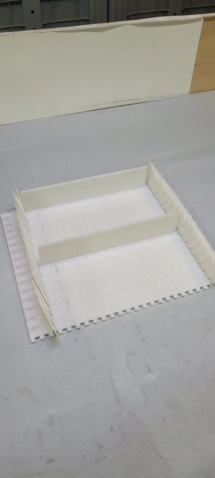 Modular Conveyor Belt ML2580 POM for Efficient Transport