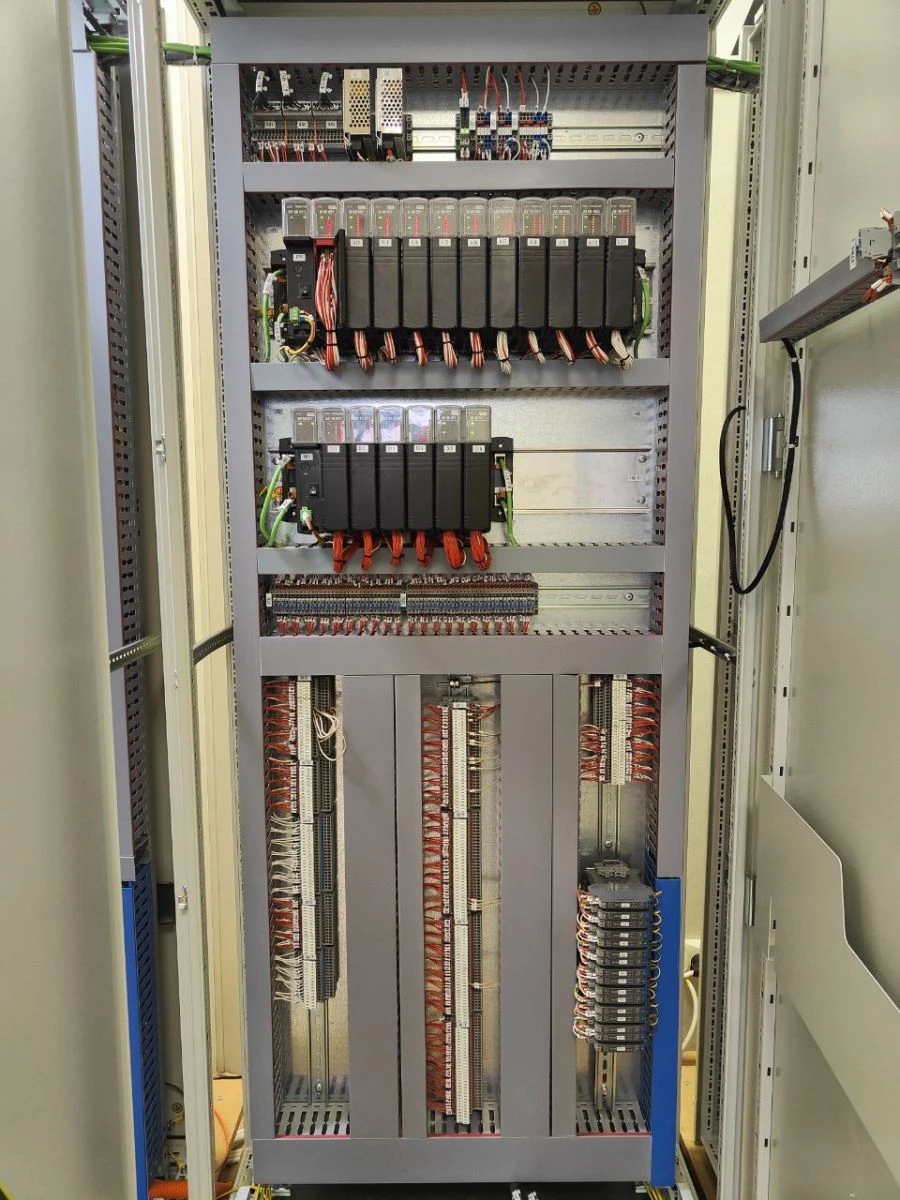 Automated Control System for Technological Processes ELSAR-R-200