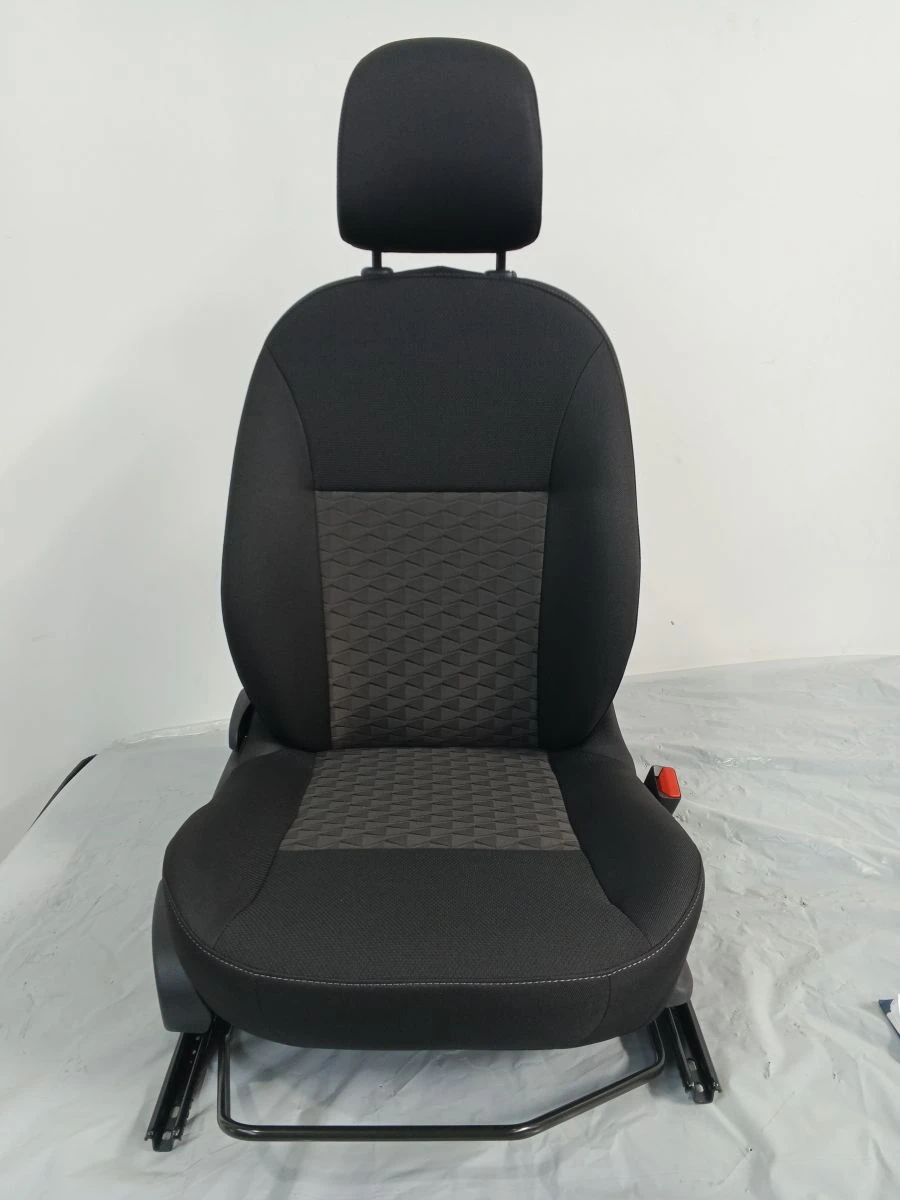 Complete Seat Set for Lada Largus RF90ph2 E2 5-Seater ECR1245