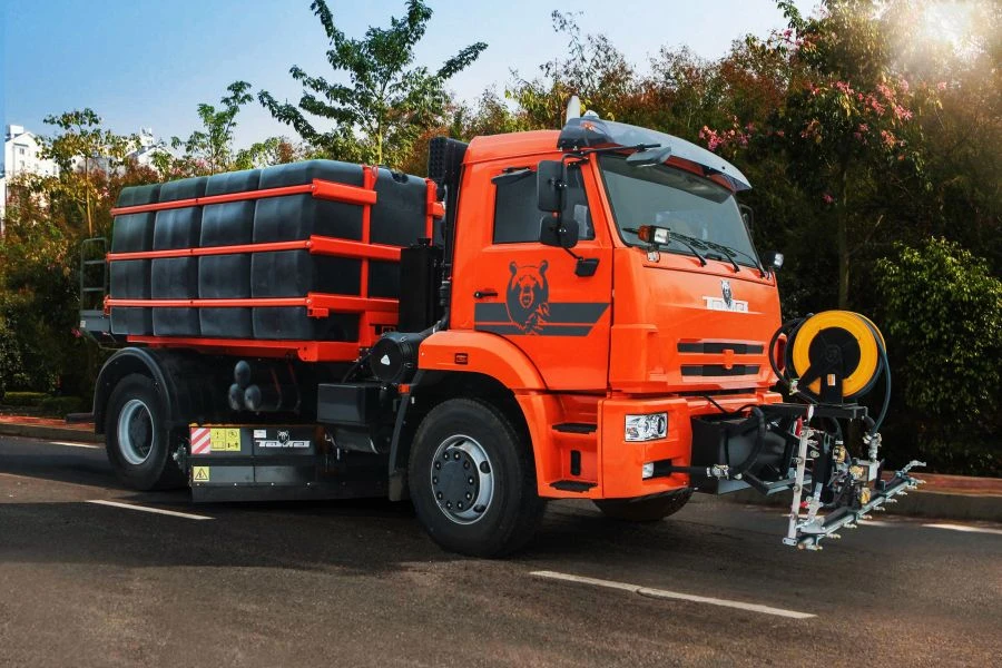 All-Season Road Cleaning Machine MKDU-10