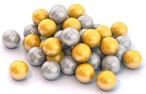 مجموعة كرات ملونة بقطر 6 سم (50 قطعة) - ذهبية وفضية