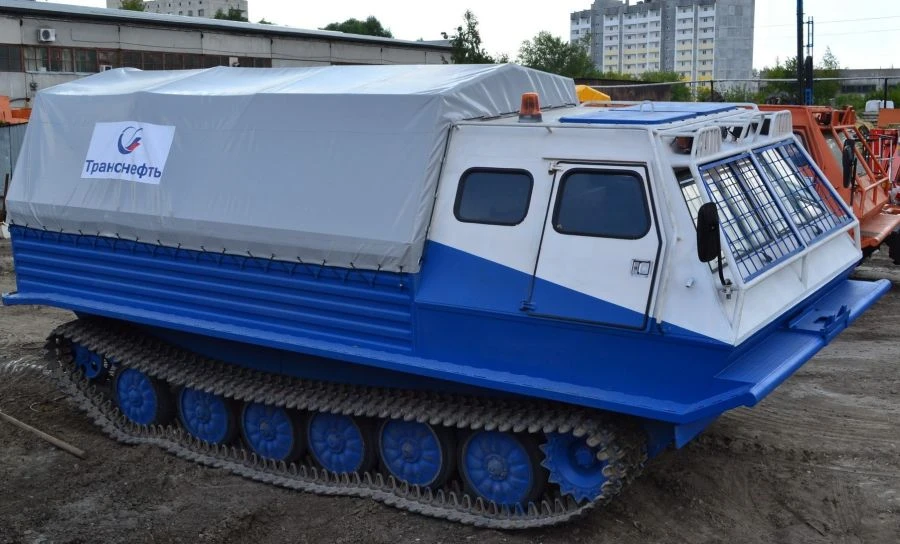 المركبة متعددة الاستخدامات للثلوج والموحل كيه تي إم-10 جي