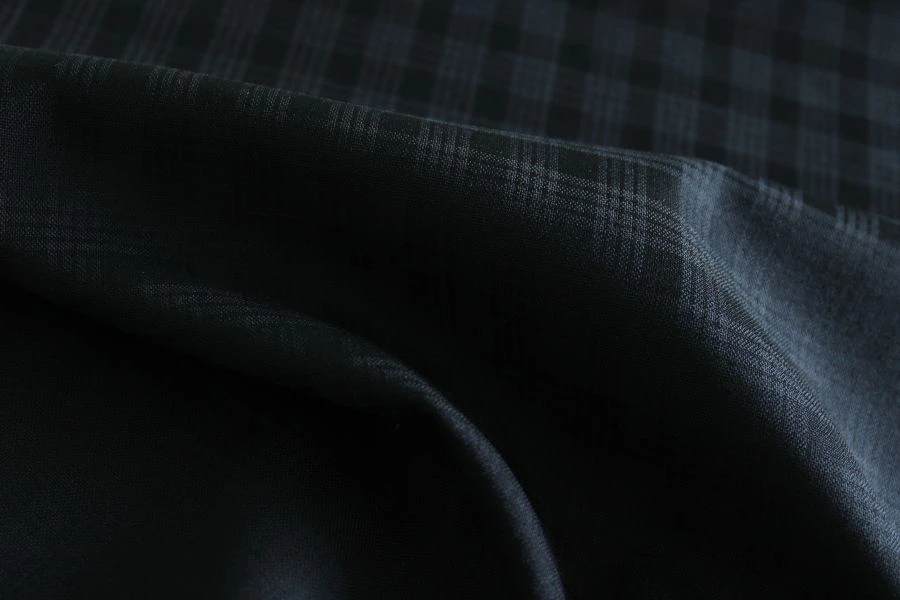 Semi-Wool Suiting Fabric 18s185sAR-DY, Color 20-11