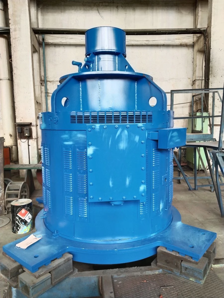 محرك غير متزامن عمودي دВАН 143-1250/6-10КУЗ