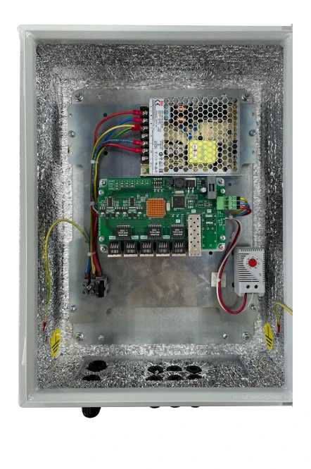 Managed Industrial Switch with PoE Support, Model SW-M-2G-4Poe+/60W