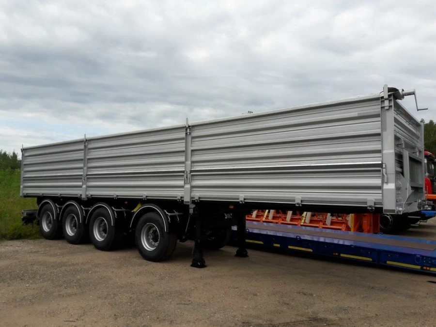 Dual-Axle Semi-Trailer Flatbed Platform for Cargo Transport 966691