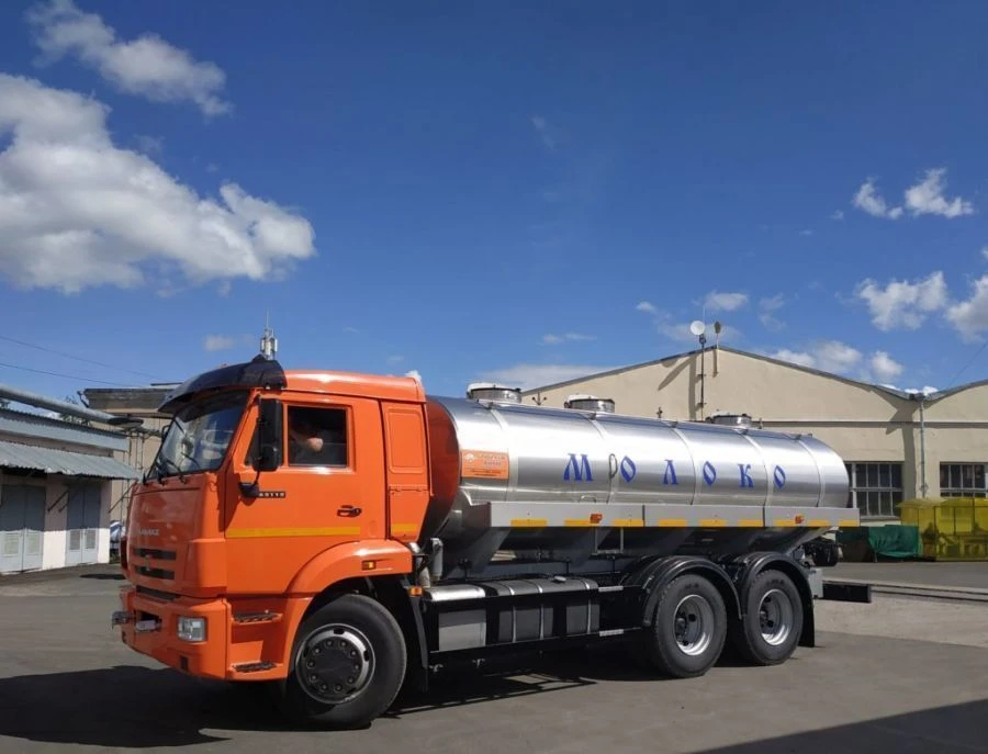Milk Transport Tank Truck Type 5675K Model 5675K4-40 on KAMAZ 6522-53, 6522-RT