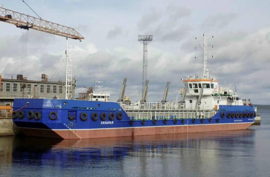 Strong Self-Propelled Barge for Ground Transport