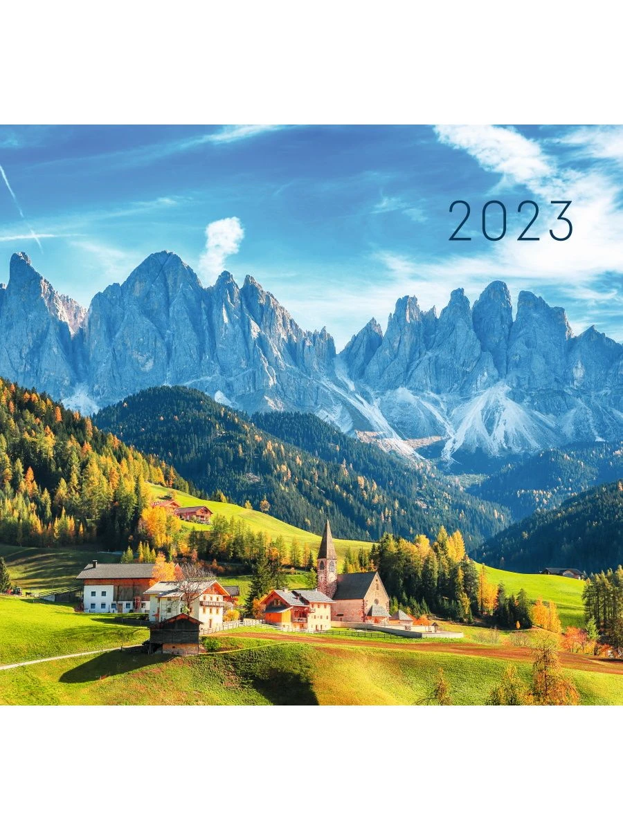 Wall Calendar with One Spiral Binding