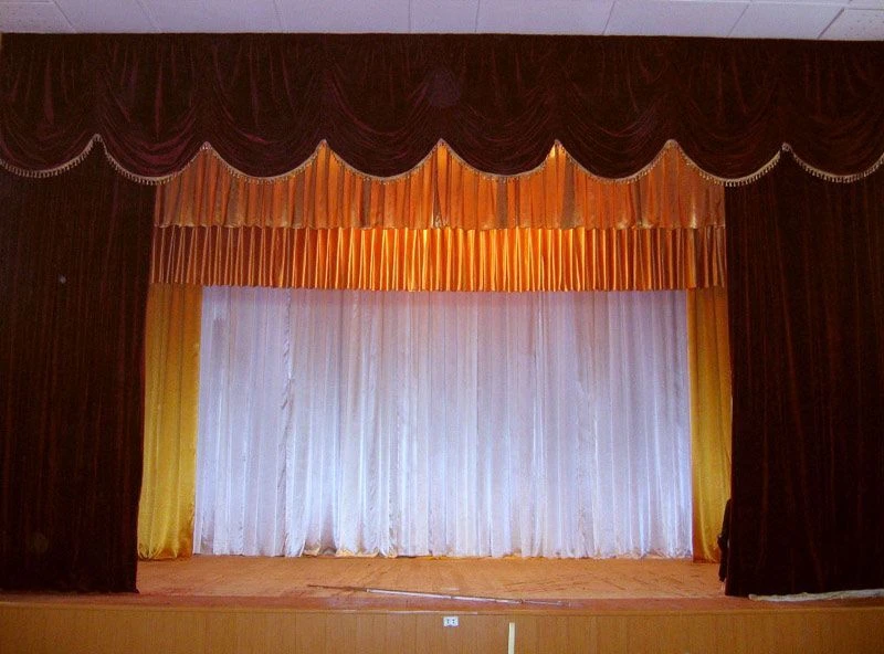 Stage Aesthetic Drapery Curtain with Lining for Audience Separation