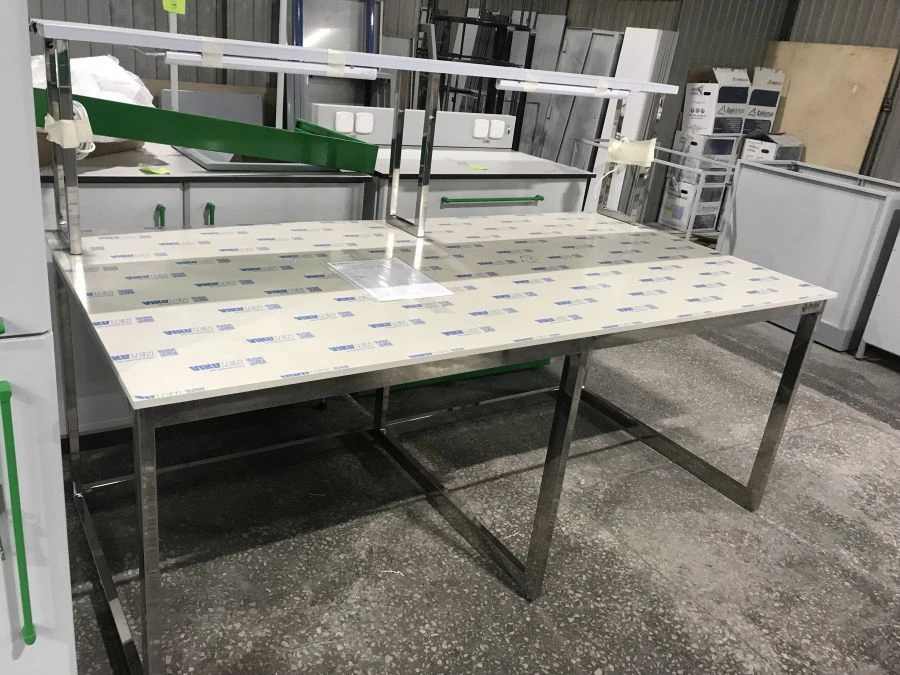 رف مكتبي "م" من سلسلة "كلاسيك