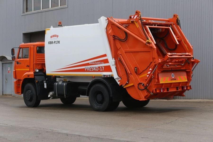 Rear-Loading Garbage Truck Presko 17 KBR-P17K for Efficient Waste Management