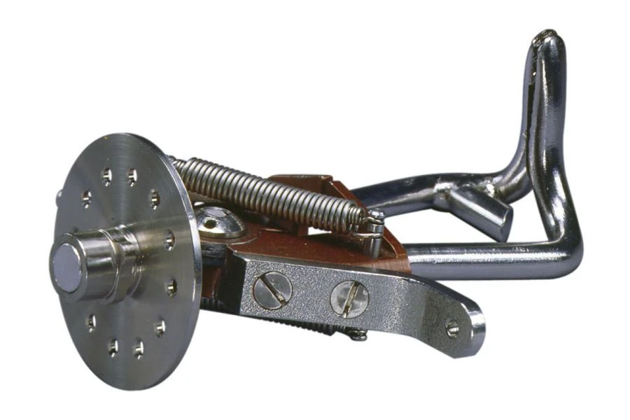 خطاف نشّاط 5V 017 للحمل الفعال