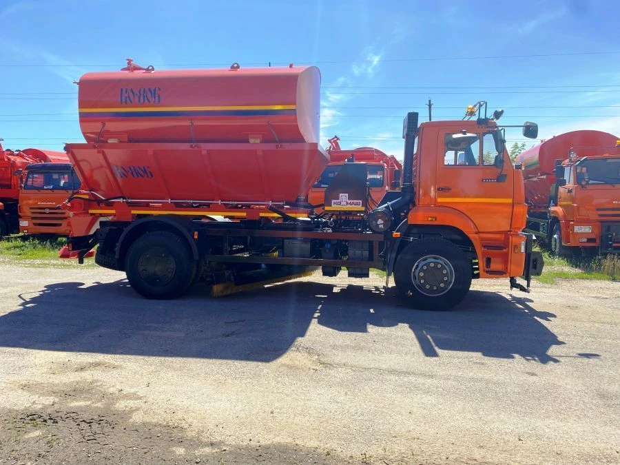 آلة تنظيف الطرق عالية الضغط كО-806-43 (على قاعدة شاسيه كاMAZ: 53605-A5، 53605-5Н)