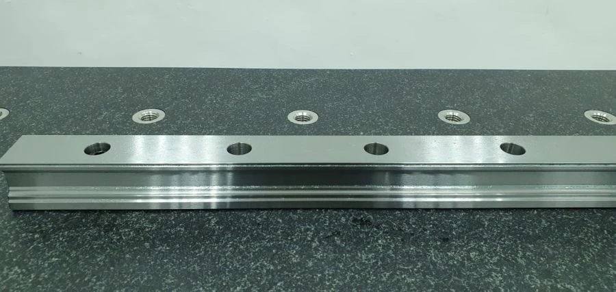 Precision Ball Linear Guide V1650