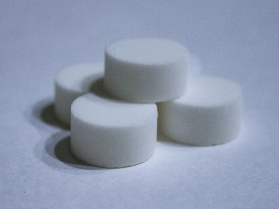 Magnesium Fluoride and Cerium (III) Fluoride for Vacuum Coating