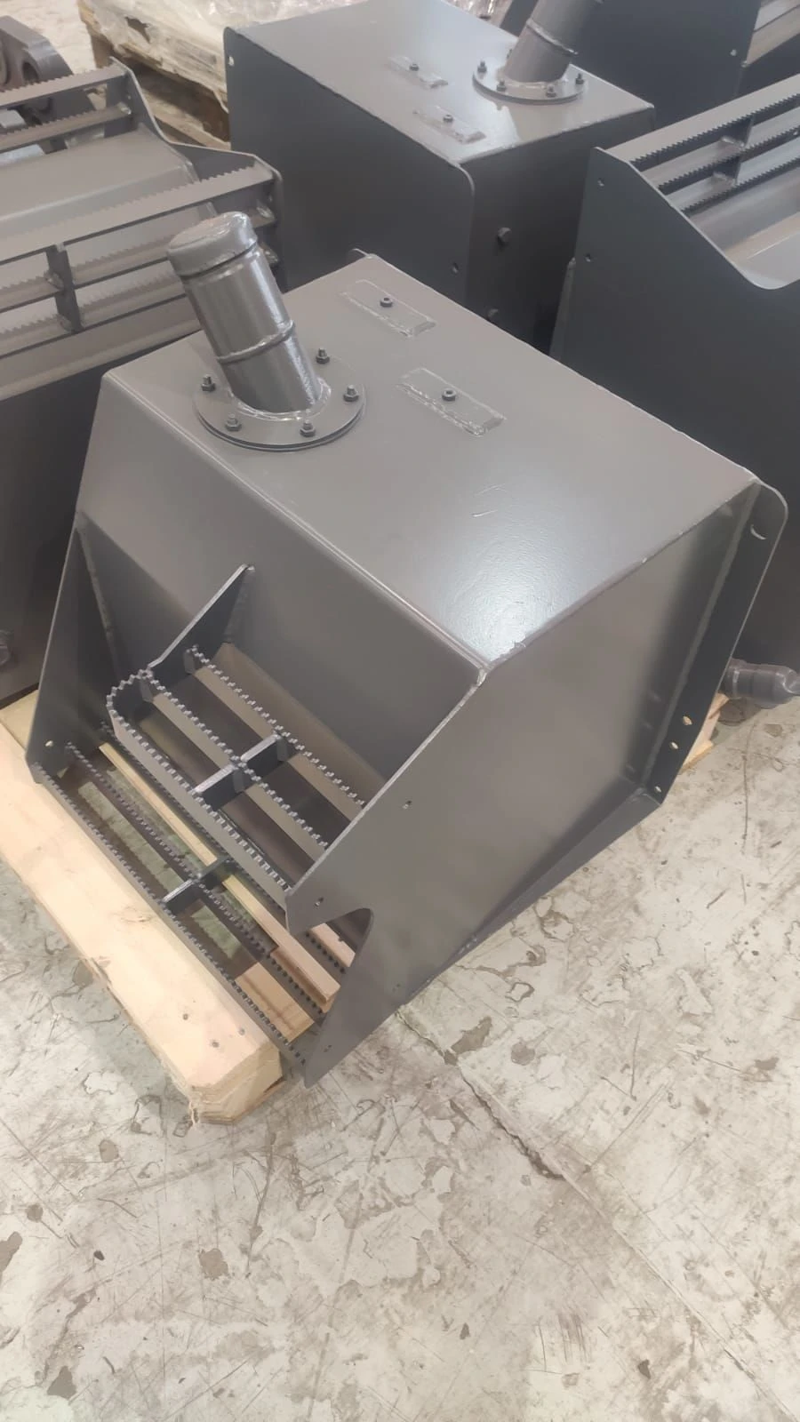 Fuel tank 272.04.05.00.00.000-02